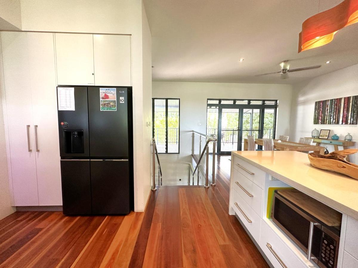 Golden Sands Retreat Beach House Wagait Beach エクステリア 写真